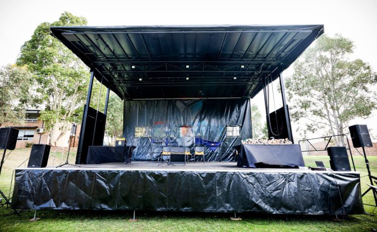 truck-stage-only-1